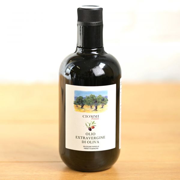 Italian extra virgin olive oil Famiglia Mirretta Barone 500 ml